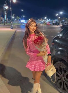 Maya - escort in Abu Dhabi Photo 8 of 9