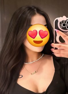 Maya - adult performer in Dubai Photo 2 of 5
