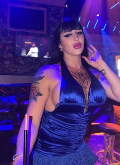 Maya - Transsexual adult performer in Phuket Photo 1 of 8