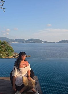 Maya - Transsexual adult performer in Phuket Photo 7 of 8