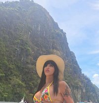 Maya - Intérprete transexual de adultos in Phuket