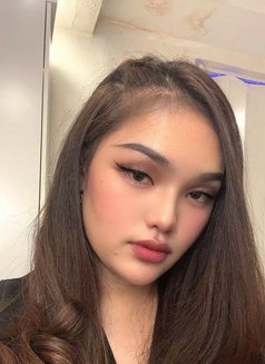 Maya ( New in Al ain ) - Transsexual escort in Al Ain Photo 12 of 13