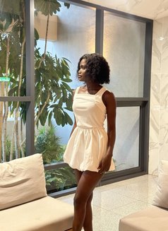 Maya - escort in Lagos, Nigeria Photo 3 of 4