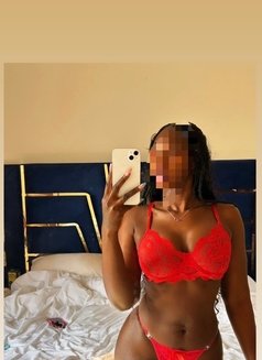 MAYA NURU MASSAGE QUEEN FROM ALGERIA - escort in Lucknow Photo 10 of 20