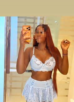 MAYA NURU MASSAGE THERAPIST - puta in Gurgaon Photo 23 of 23