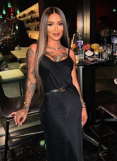 Maya - escort in Vienna Photo 5 of 5