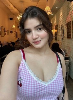 Maya Sharma - escort in Abu Dhabi Photo 1 of 3