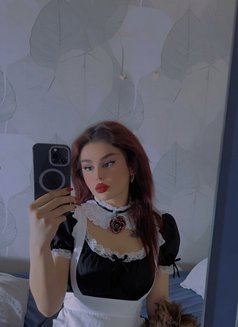 Maya Shemaile - Transsexual escort in İstanbul Photo 9 of 11