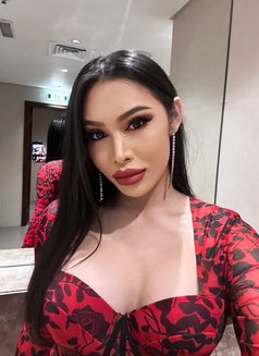 Maya Shemale good top & bottom - Transsexual escort in Dubai Photo 4 of 20