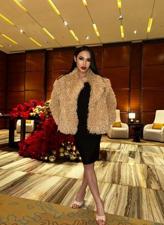 Maya Shemale good top & bottom - Transsexual escort in Dubai Photo 16 of 20