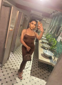 Maya Shemale good top & bottom - Transsexual escort in Dubai Photo 15 of 21