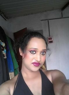 Maya Sorkar - Transsexual escort in Mumbai Photo 5 of 6