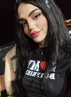 Maya - Transsexual escort in Beirut Photo 17 of 17