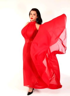 Maya T Massage Therapist - masseuse in Porto Photo 11 of 12