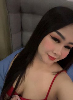 Maya - escort in Al Juffair Photo 3 of 7