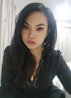 Maya - companion in Al Manama Photo 5 of 5