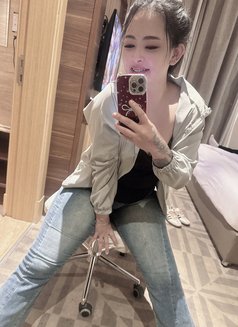 Maya - escort in Doha Photo 5 of 9