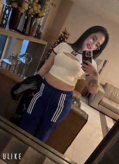 Maya - escort in Doha Photo 7 of 9