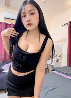 Renni - escort in Muscat Photo 1 of 2