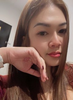 Maya new - escort in Singapore Photo 3 of 6