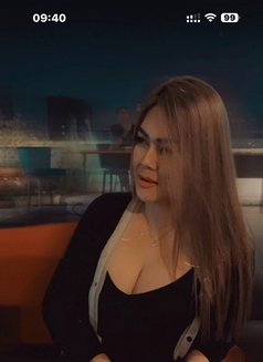 Maya new - escort in Singapore Photo 4 of 6
