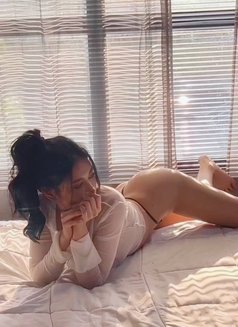 Maya - masseuse in Taipei Photo 6 of 8