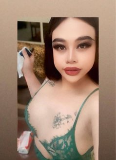 Maya - Transsexual escort in İstanbul Photo 17 of 19
