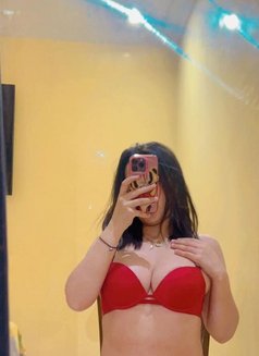 Maya Tharwat - escort in Cairo Photo 2 of 8