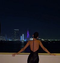 Maya - puta in Dubai