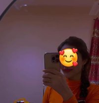 Maya - escort in Muscat