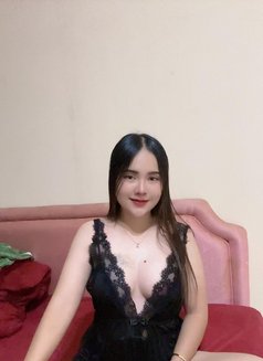 Maya Vip - puta in Muscat Photo 1 of 5