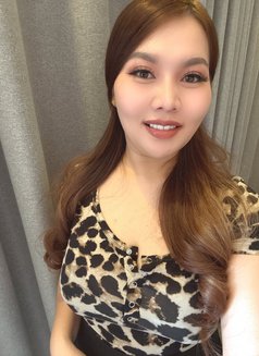 Maya Vip889 - escort in Dubai Photo 5 of 7