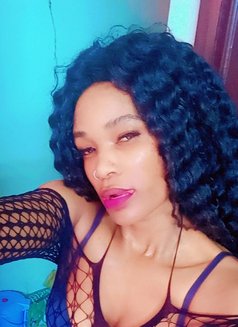 Maya Waters - escort in London Photo 8 of 12