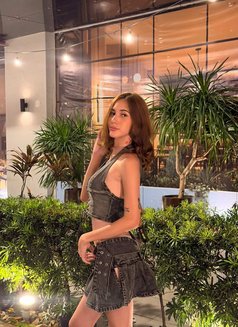 Maya Winters - puta in Manila Photo 1 of 5