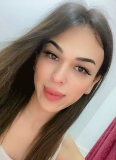 Maya Xxl Top Both - Transsexual escort in İstanbul Photo 2 of 3