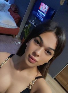 Maya Xxl Top Both - Transsexual escort in İstanbul Photo 3 of 3