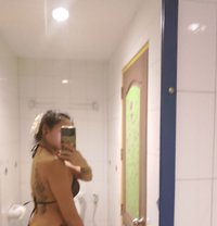 Maya99 - puta in Phuket