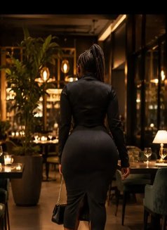 Mayaa - puta in Nairobi Photo 3 of 3