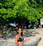 Mayah - puta in Mauritius Photo 1 of 2