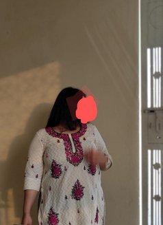 Mayah - puta in Mumbai Photo 1 of 1