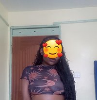 Mayah - Intérprete de adultos in Nairobi