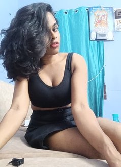 Mayamithra - Acompañantes transexual in Chennai Photo 8 of 8