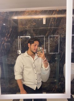 Mayank - Male escort in Gurgaon Photo 2 of 5
