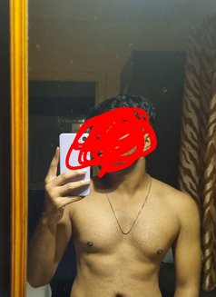 Mayank K - Male escort in New Delhi Photo 2 of 3