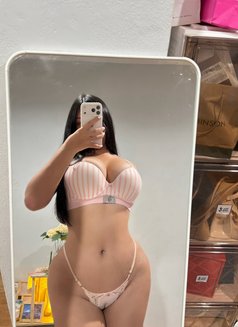 Mayar young girl - escort in Phuket Photo 10 of 14
