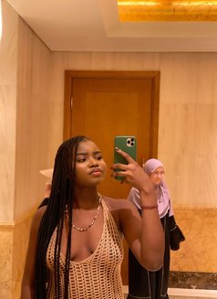 Mayasweet - escort in Abu Dhabi Photo 2 of 2