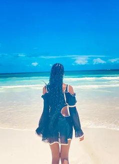 Mayce - masseuse in Nairobi Photo 2 of 4