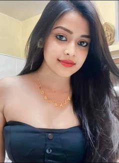 Mayera Sharma - puta in Indore Photo 2 of 3