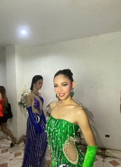 Maykitt19 - Transsexual escort in Manila Photo 1 of 2