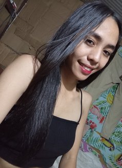 Maykitt19 - Transsexual escort in Manila Photo 2 of 2